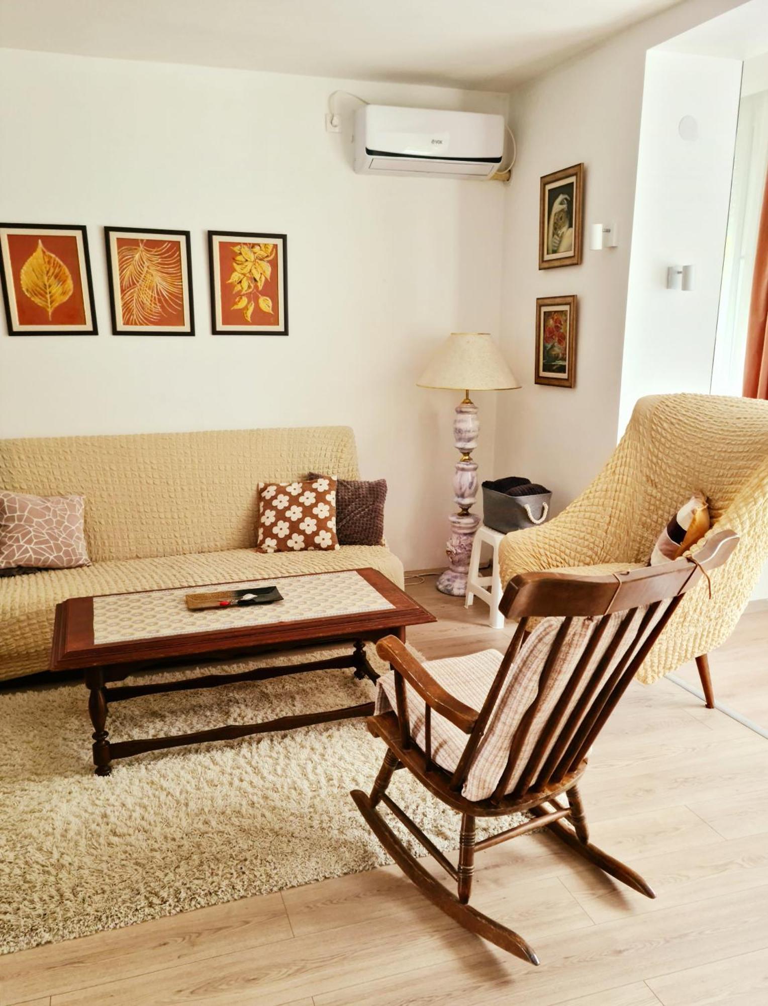 Citys Apartment อาปาติน ภายนอก รูปภาพ
